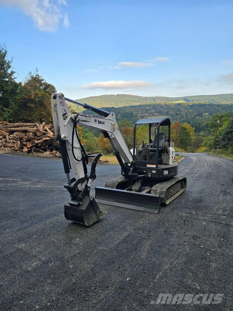 Bobcat E 50 Mini bagri <7t