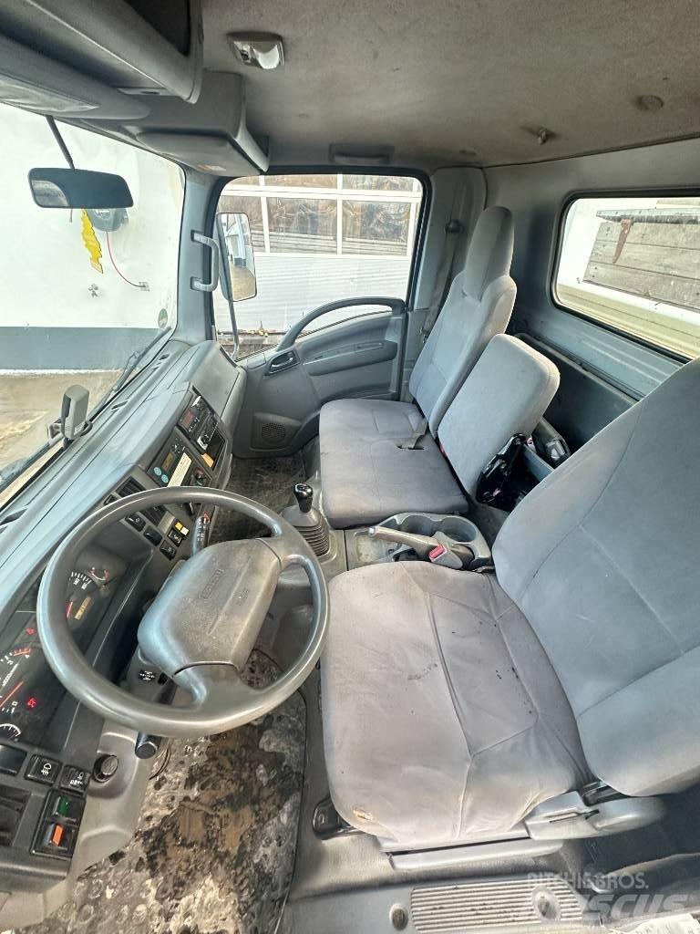 Isuzu N2R 75 D Kiper tovornjaki