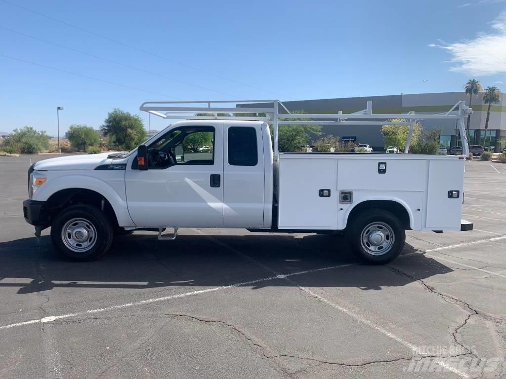Ford F 250 XL SD Pomožni stroji