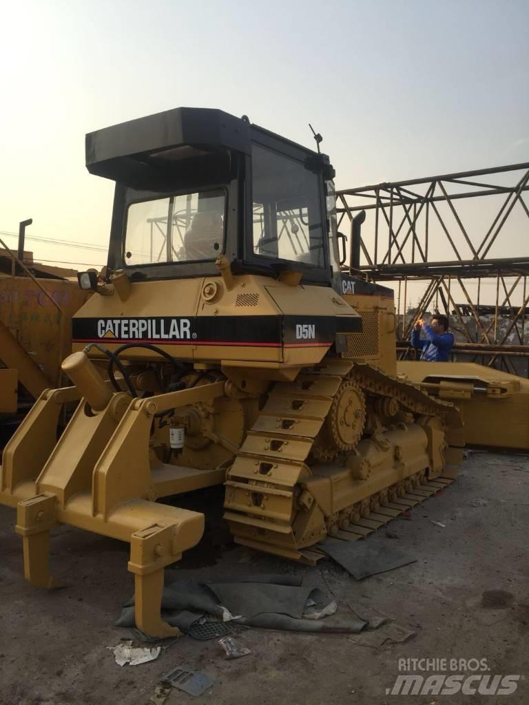 CAT D5N Buldožerji goseničarji