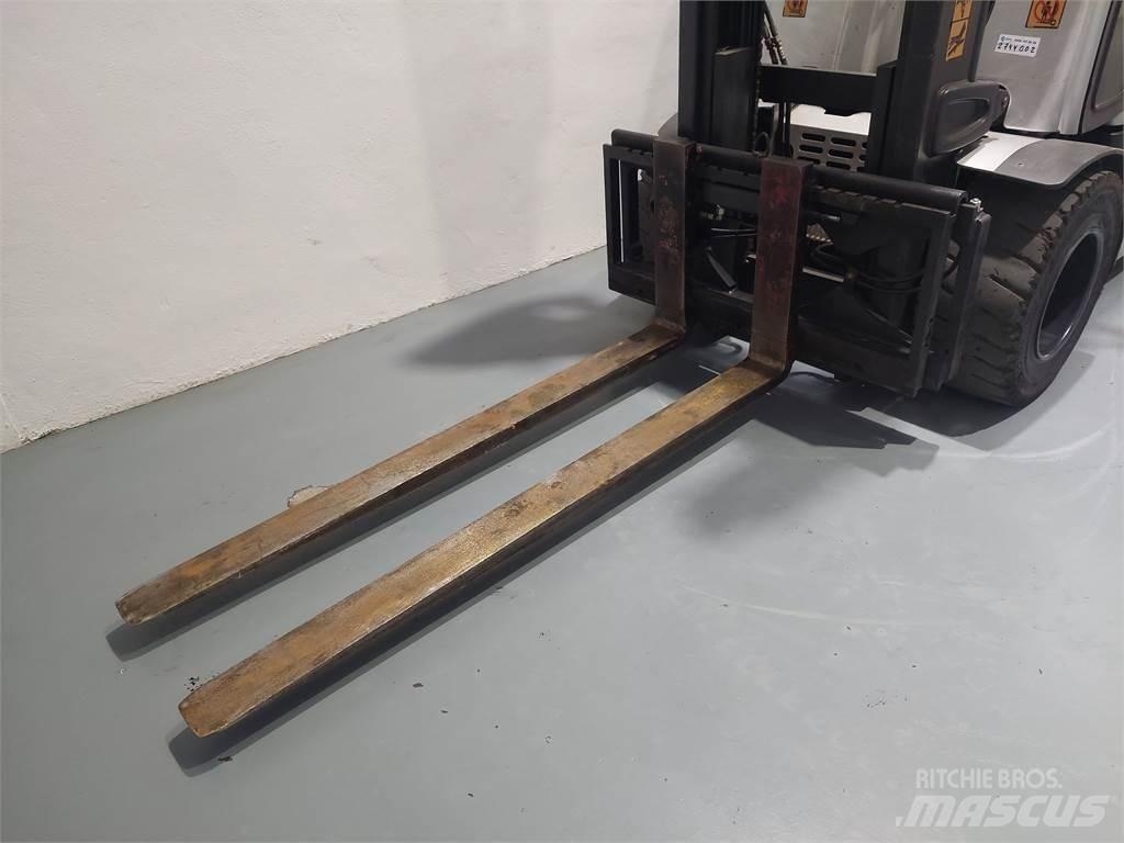 Still RX60 40 Električni viličarji