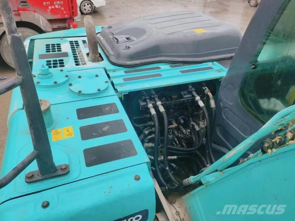Kobelco SK 140 Bagri goseničarji