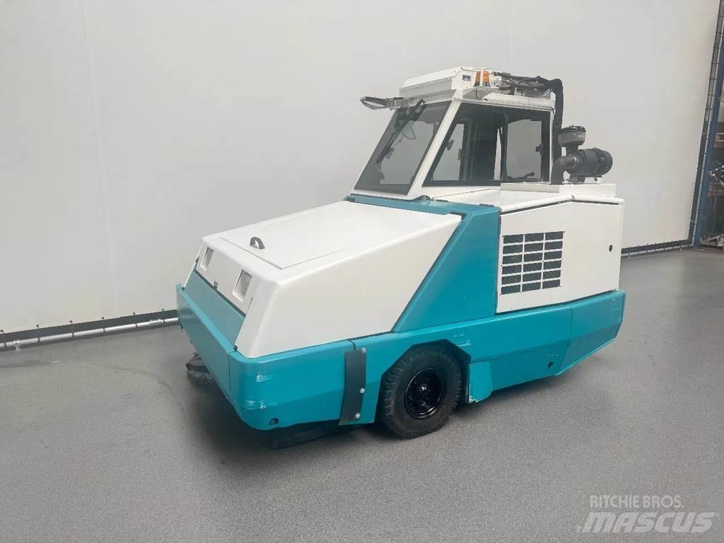Tennant 800 Cestni pometači