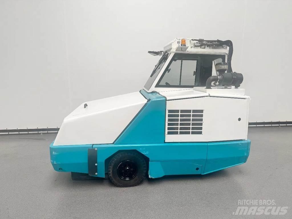 Tennant 800 Cestni pometači
