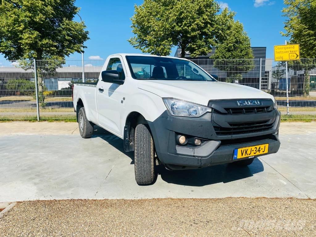 Isuzu D-Max Socage Avtomobili
