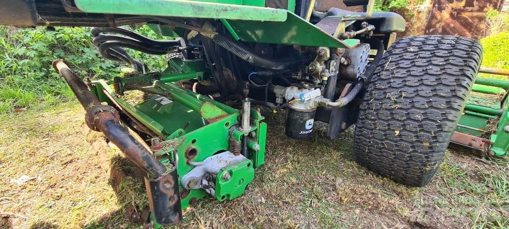 John Deere 2653 B Kosilnice za zunanji prostor
