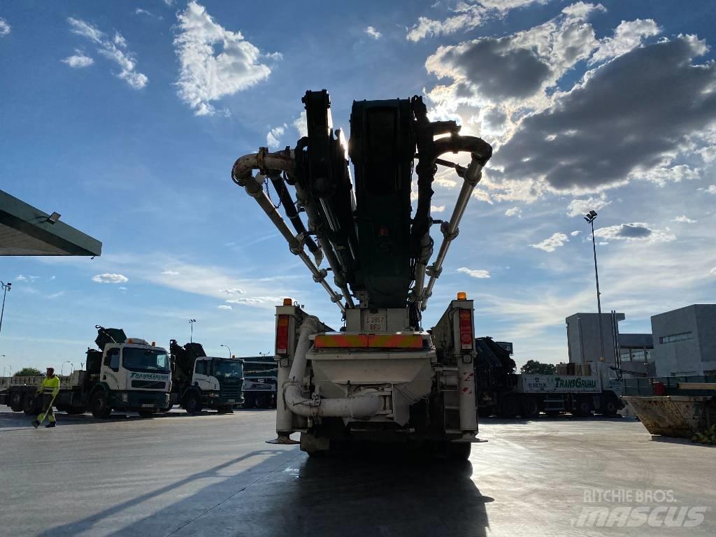 Junjin JJV-5Z6318 Premične roke za dolivanje betona