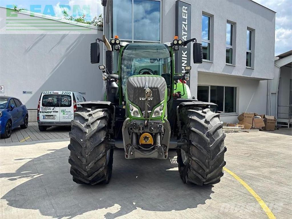 Fendt 724 vario Traktorji