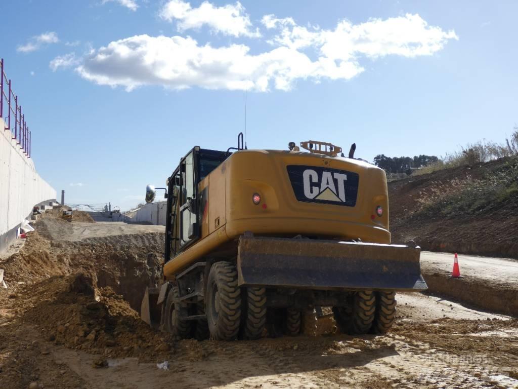 CAT M 318 F Bagri na kolesih