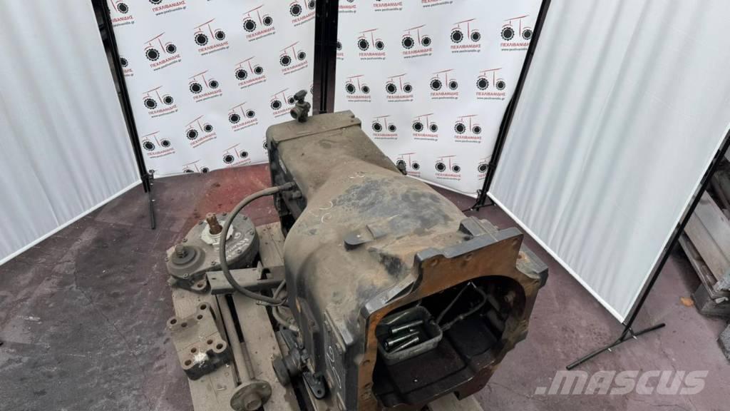 New Holland T 7 Menjalnik