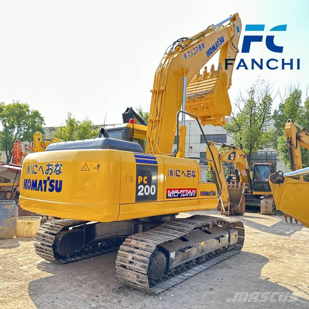 Komatsu PC 200 Bagri goseničarji