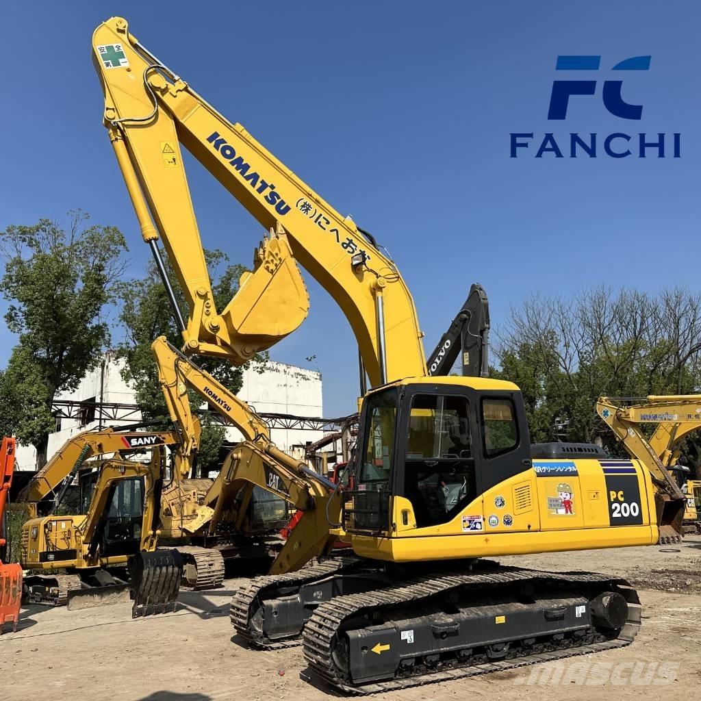Komatsu PC 200 Bagri goseničarji