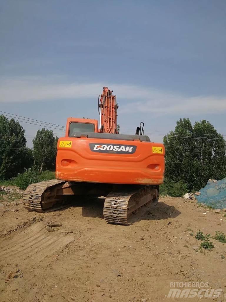 Doosan dx225 Bagri goseničarji