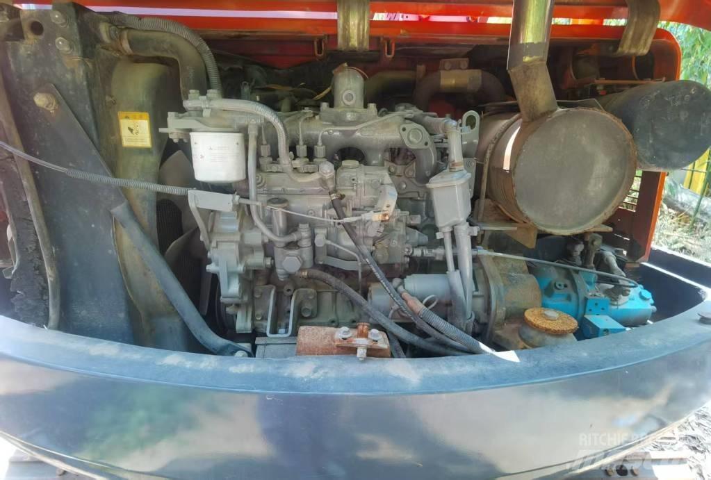Doosan DH 55 Mini bagri <7t