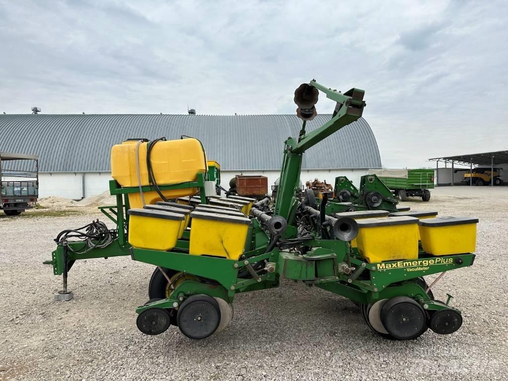 John Deere 1760 Sadilniki