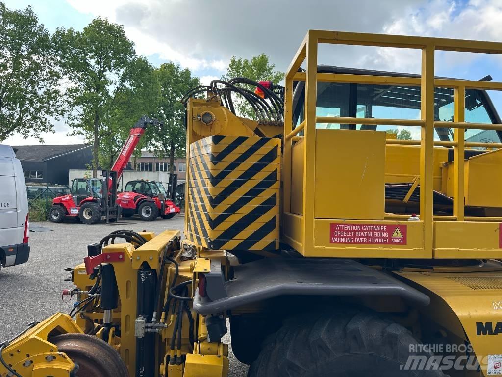 Manitou Manirail Teleskopski viličarji