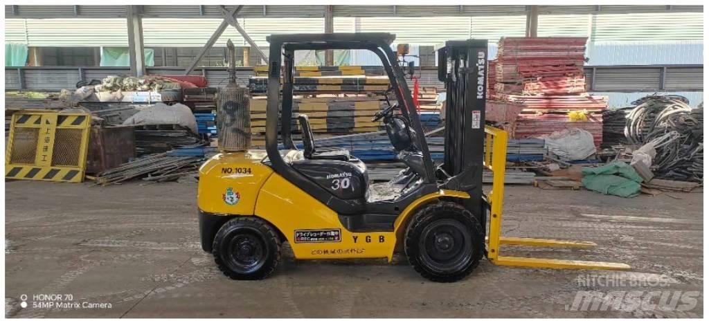 Komatsu FD 30 T-14 Dizelski viličarji