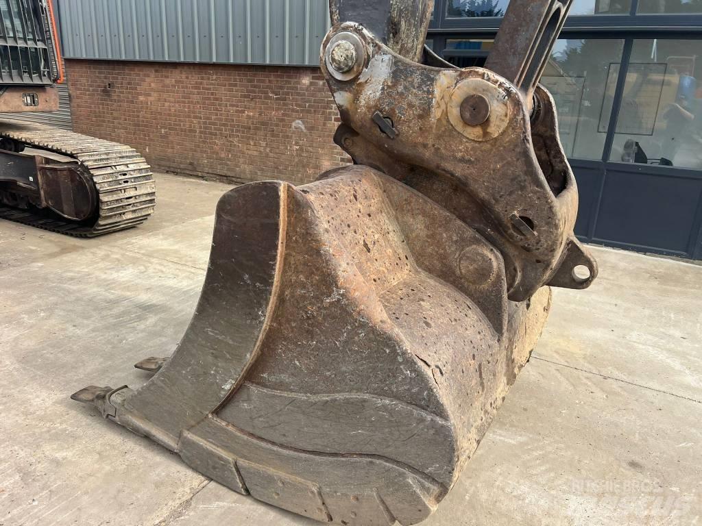 Volvo EC 380 EL Bagri goseničarji