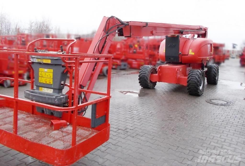 JLG 800 AJ Zglobne dvižne ploščadi