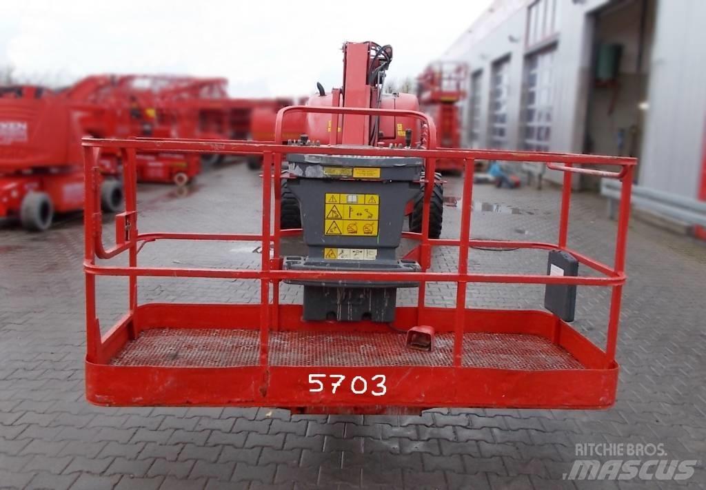 JLG 800 AJ Zglobne dvižne ploščadi
