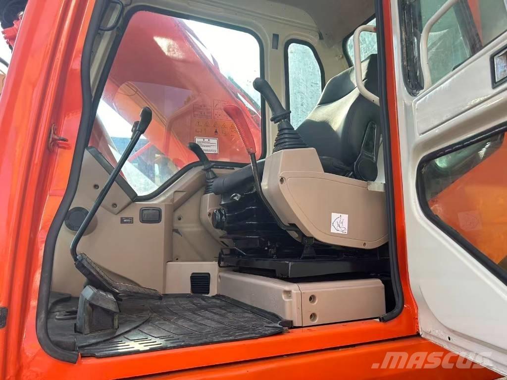 Doosan DH 225 LC-7 Bagri goseničarji