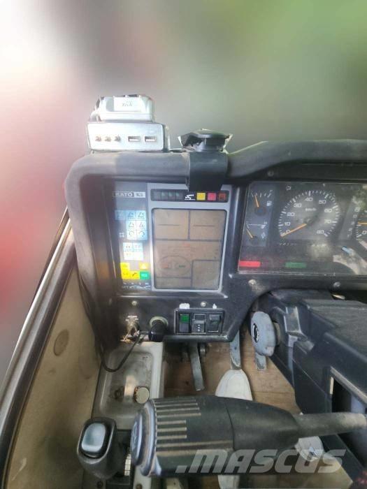 Kato MR 100 Avtodvigala