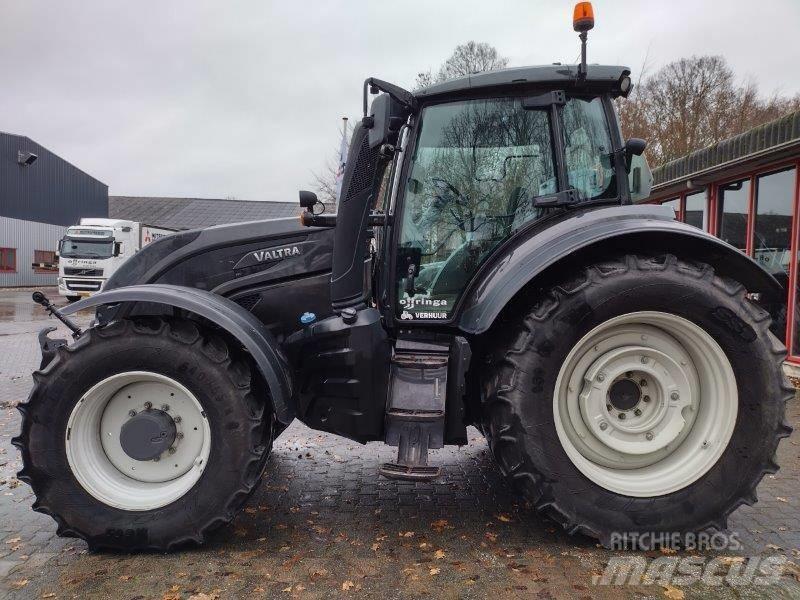 Valtra T 214 D Traktorji