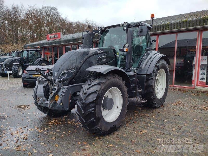 Valtra T 214 D Traktorji