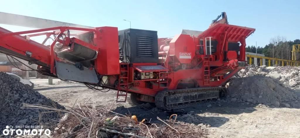Sandvik QJ 330 Mobilni drobilniki