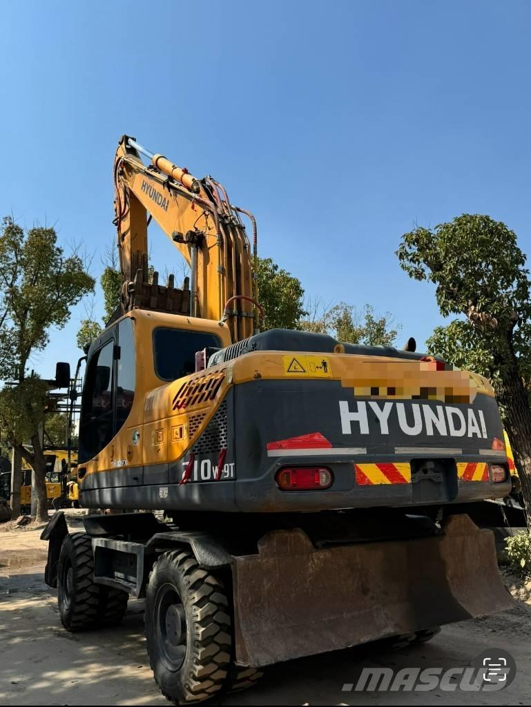 Hyundai 210W-9 Bagri na kolesih