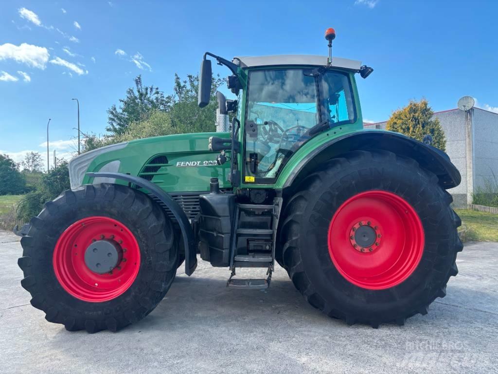 Fendt 933 Vario Traktorji