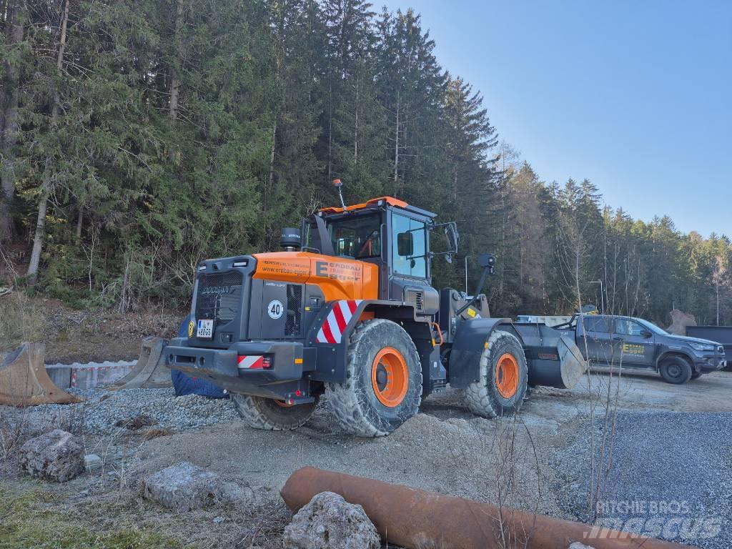 Doosan DL 250 Kolesni nakladalci