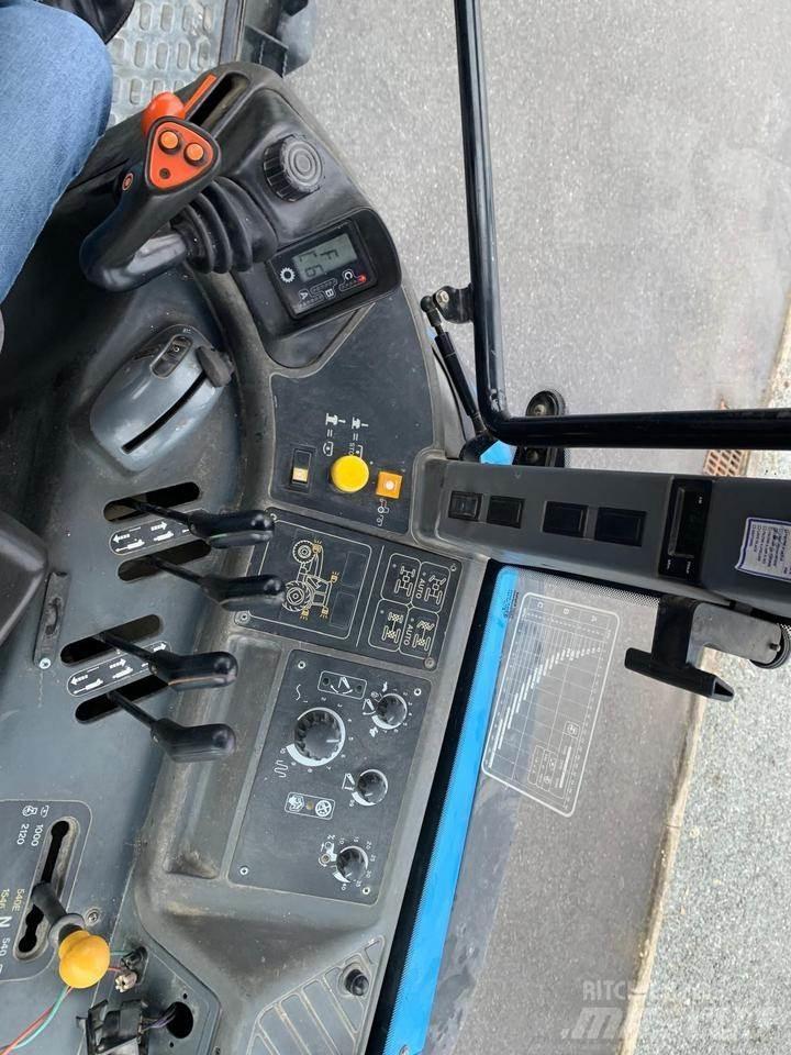 New Holland TM150 Traktorji