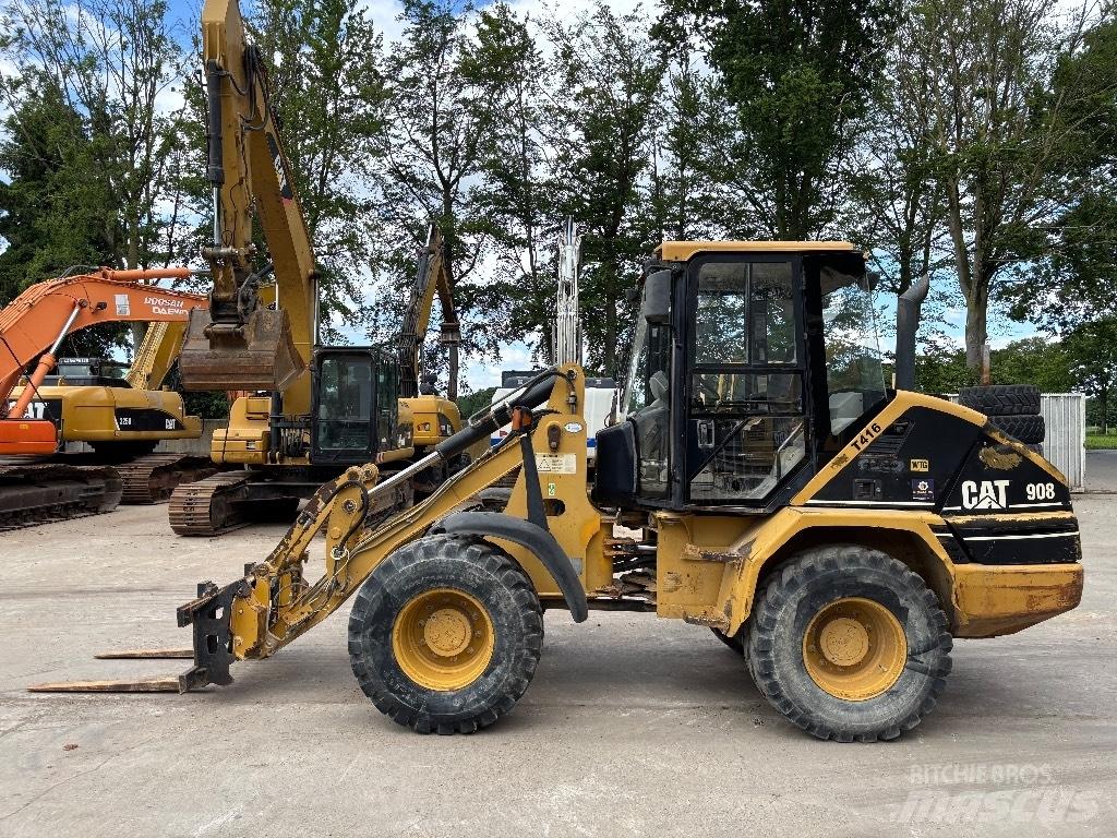 CAT 908 Kolesni nakladalci
