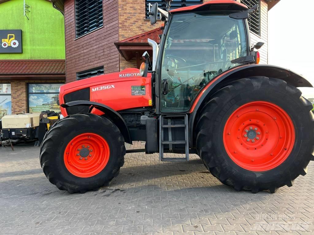 Kubota M 135 GX Traktorji