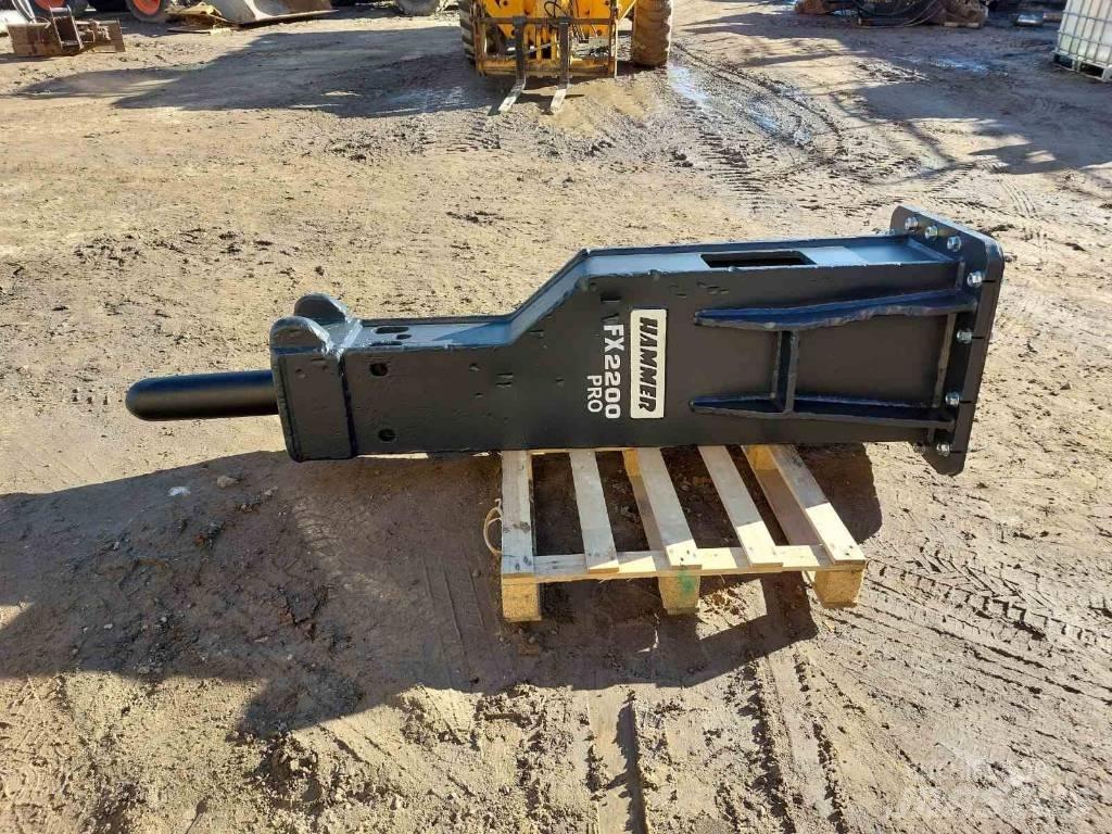 Hammer FX 2200 PRO Kladiva