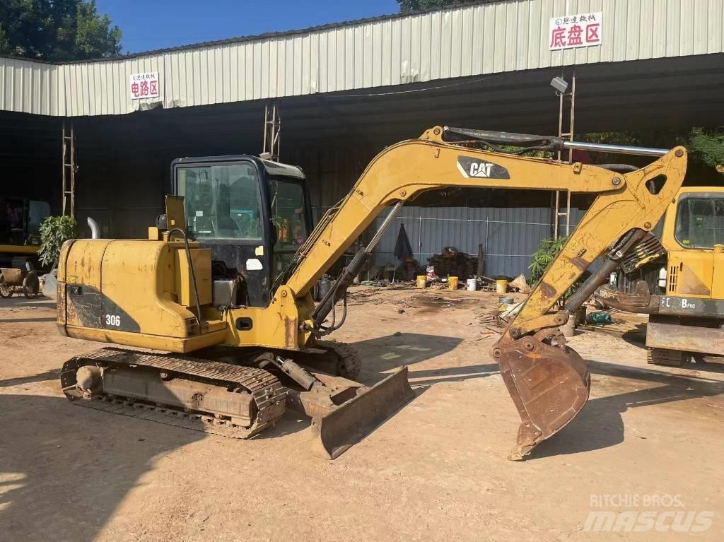 CAT 306 Bagri goseničarji