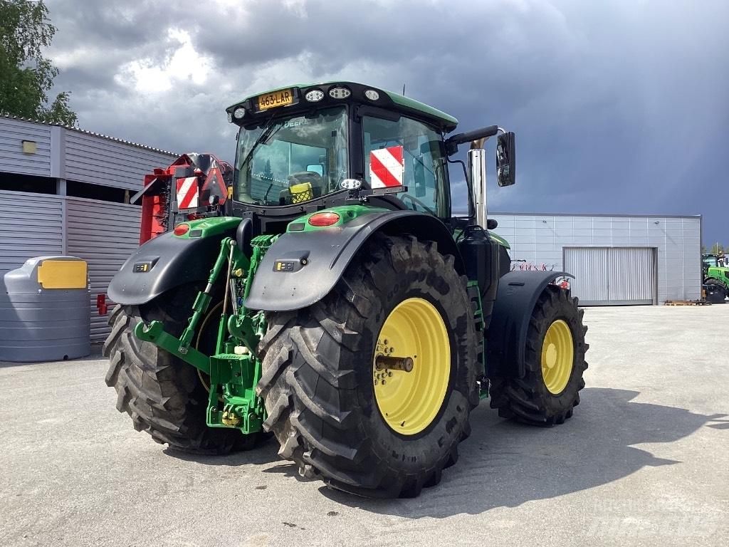 John Deere 6250 R Traktorji