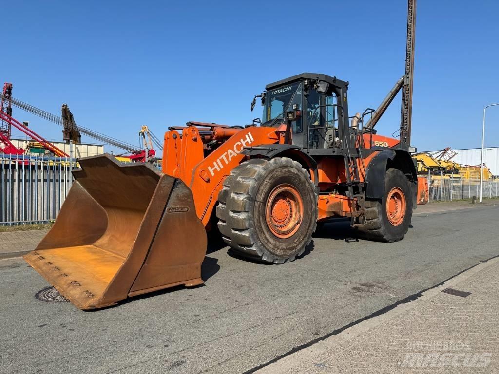 Hitachi ZW 550-6 Kolesni nakladalci
