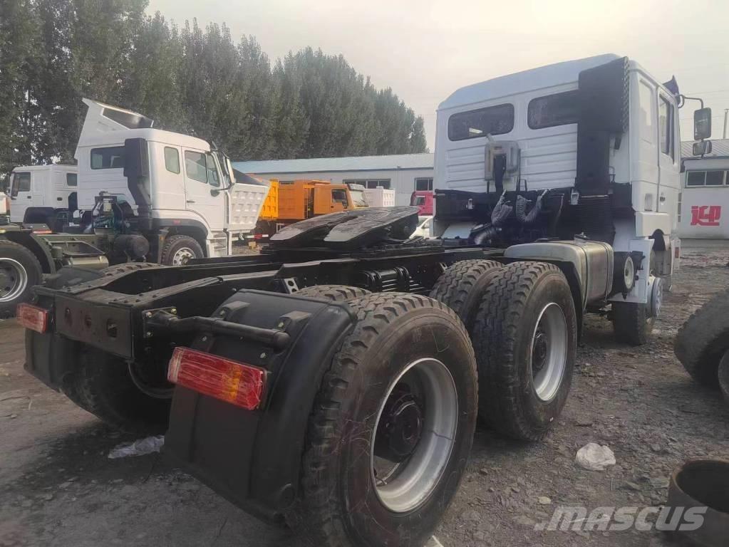 Shacman F3000 6x4 Vlačilci
