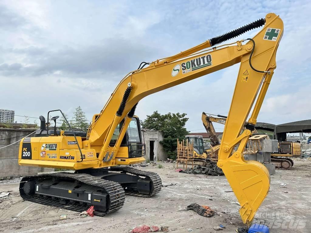 Komatsu PC 200-8 Bagri goseničarji