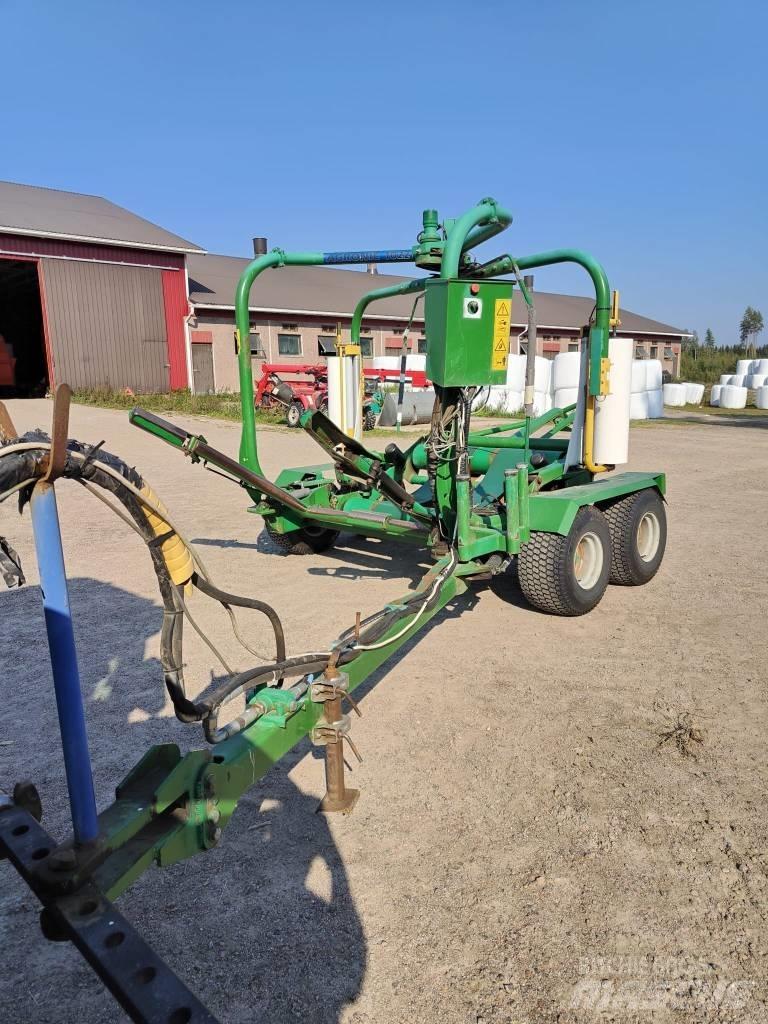 Agronic 1022 Stroji za zavijanje
