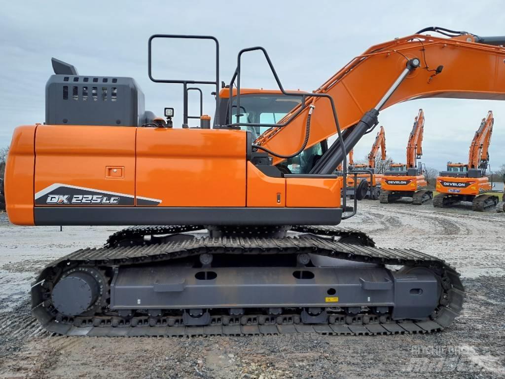 Develon DX 225 LC-7 Bagri goseničarji