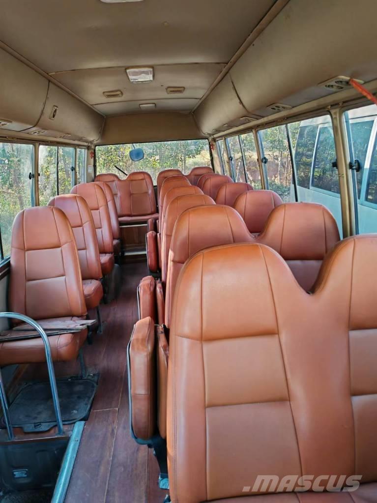 Toyota Coaster Medkrajevni avtobusi