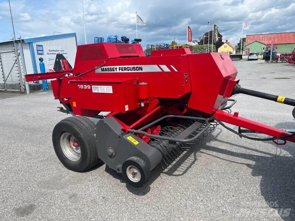 Massey Ferguson 1839 Balirke (kvadratne bale)