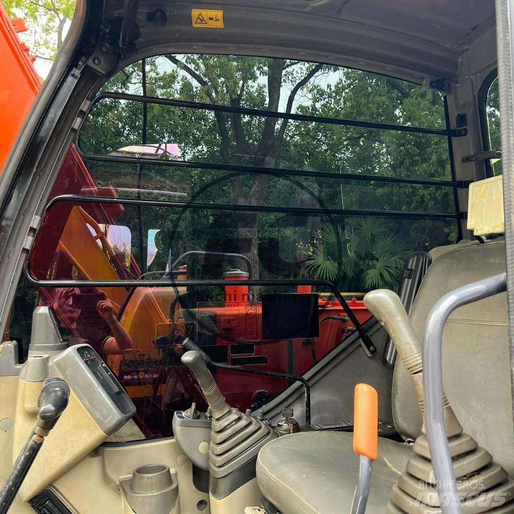 Hitachi ZX 60 Mini bagri <7t