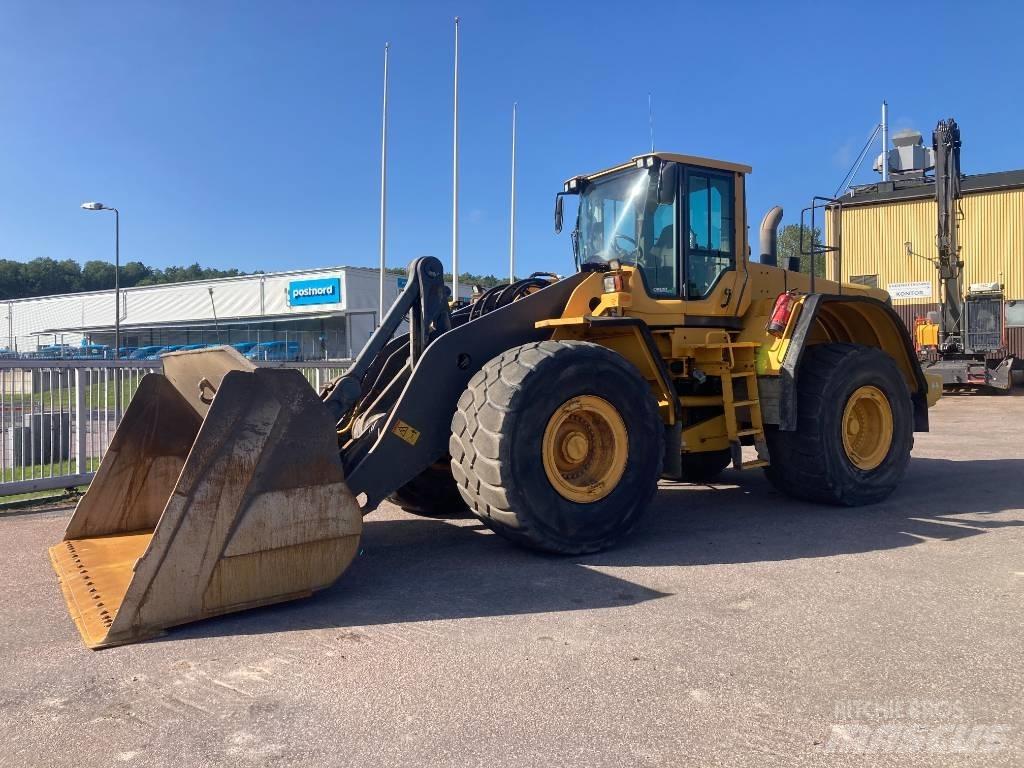 Volvo L 220 F Kolesni nakladalci