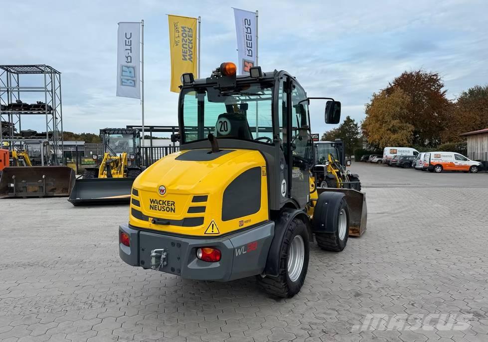 Wacker Neuson WL 38 Kolesni nakladalci