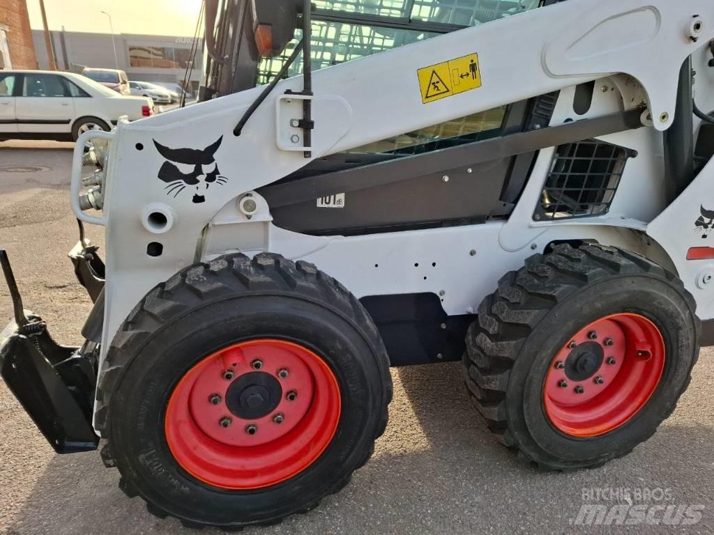 Bobcat S 530 Skid steer mini nakladalci