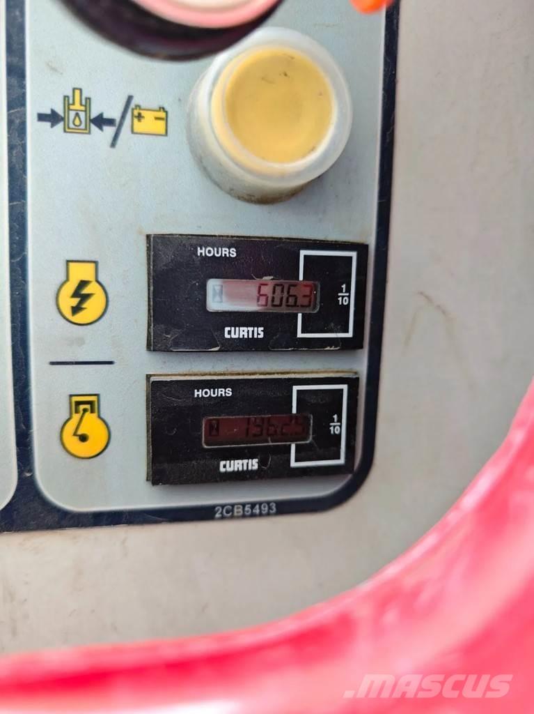 Dino 220 XTC 2 Zglobne dvižne ploščadi